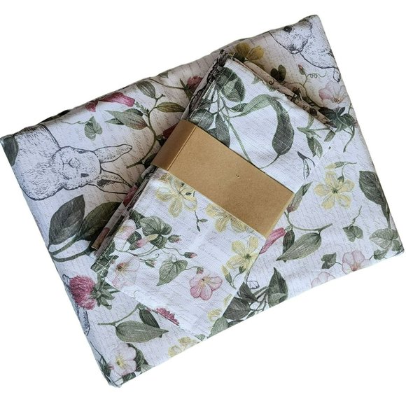 70in Round Cotton Tablecloth And Napkins With Printed Bunnies And Flowers Set - Picture 5 of 16